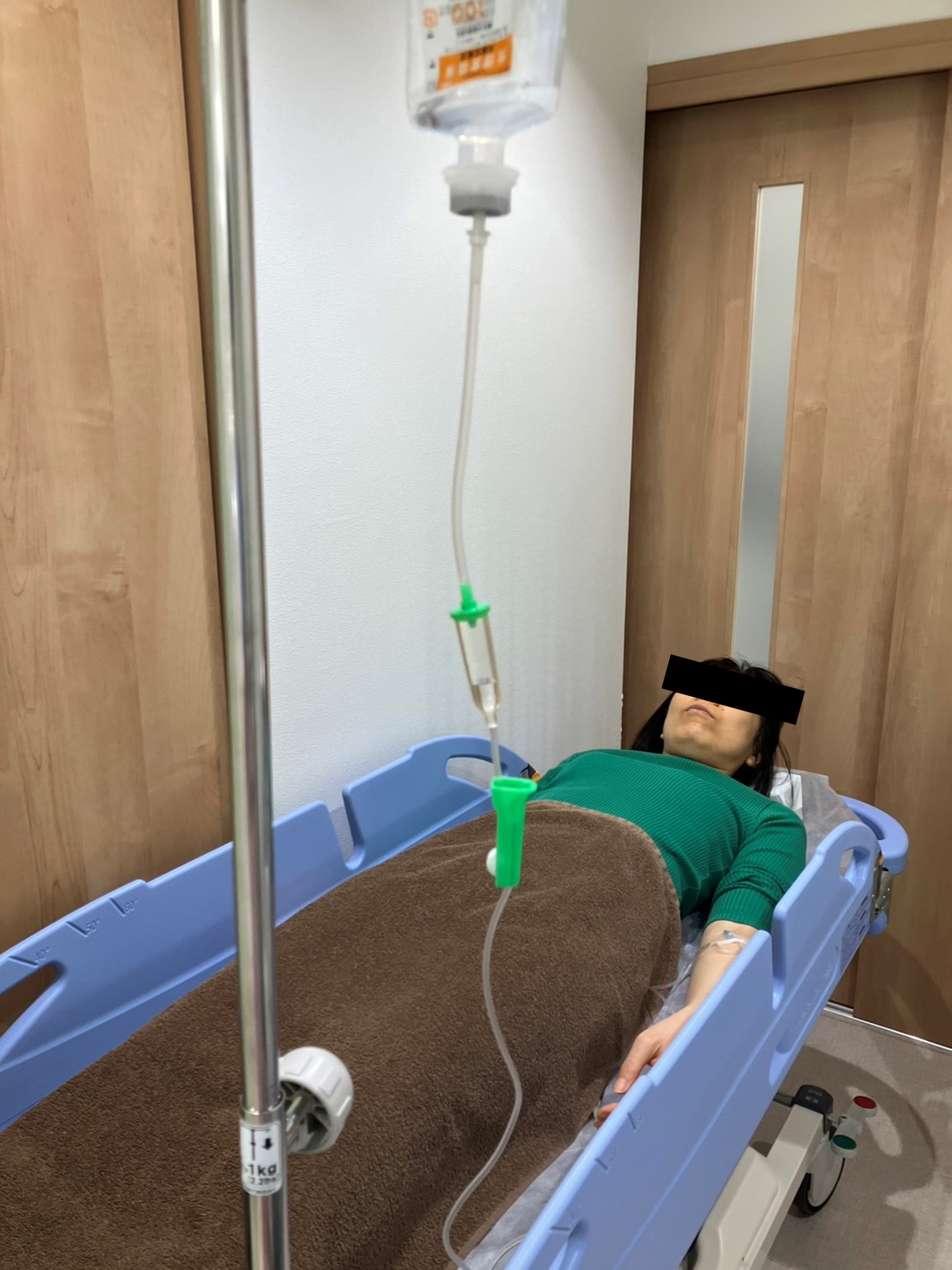 眠気やふらつきが落ち着くまでベッドのままお休みいただきます